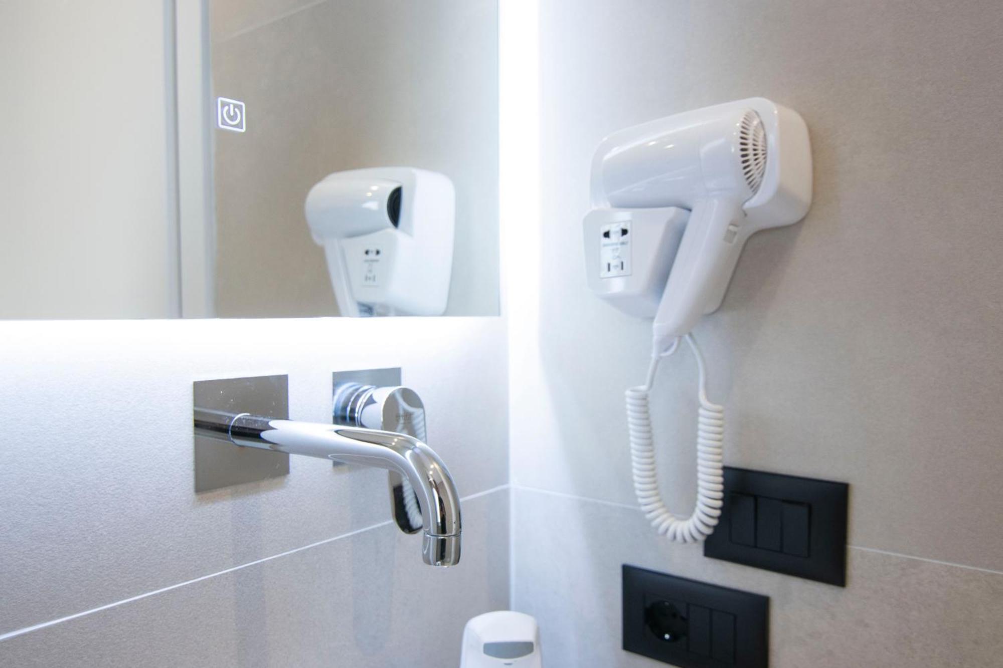 Mina Luxury Rooms Tirana Kültér fotó