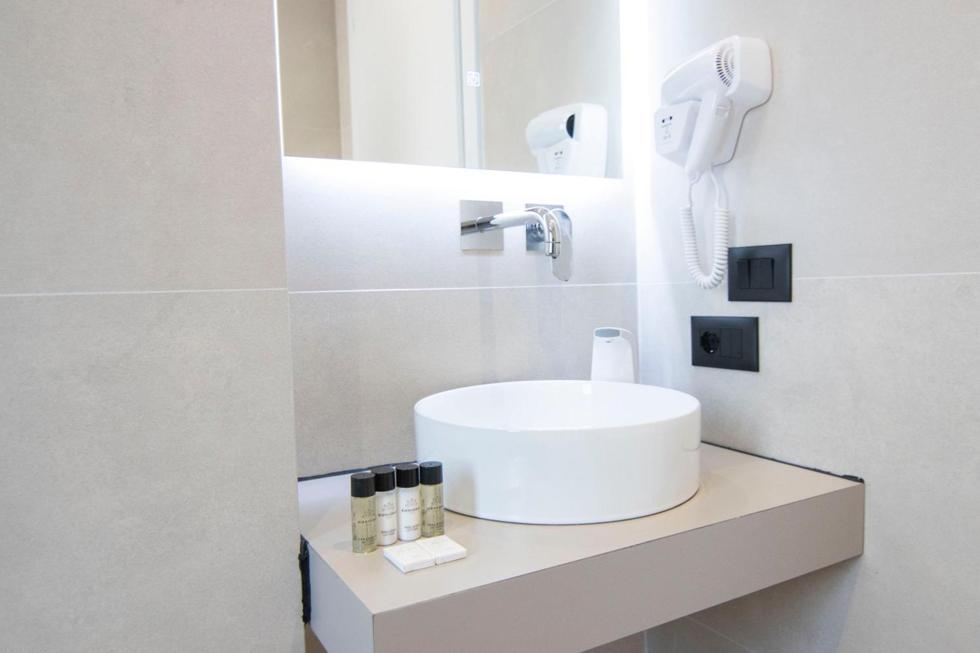Mina Luxury Rooms Tirana Kültér fotó