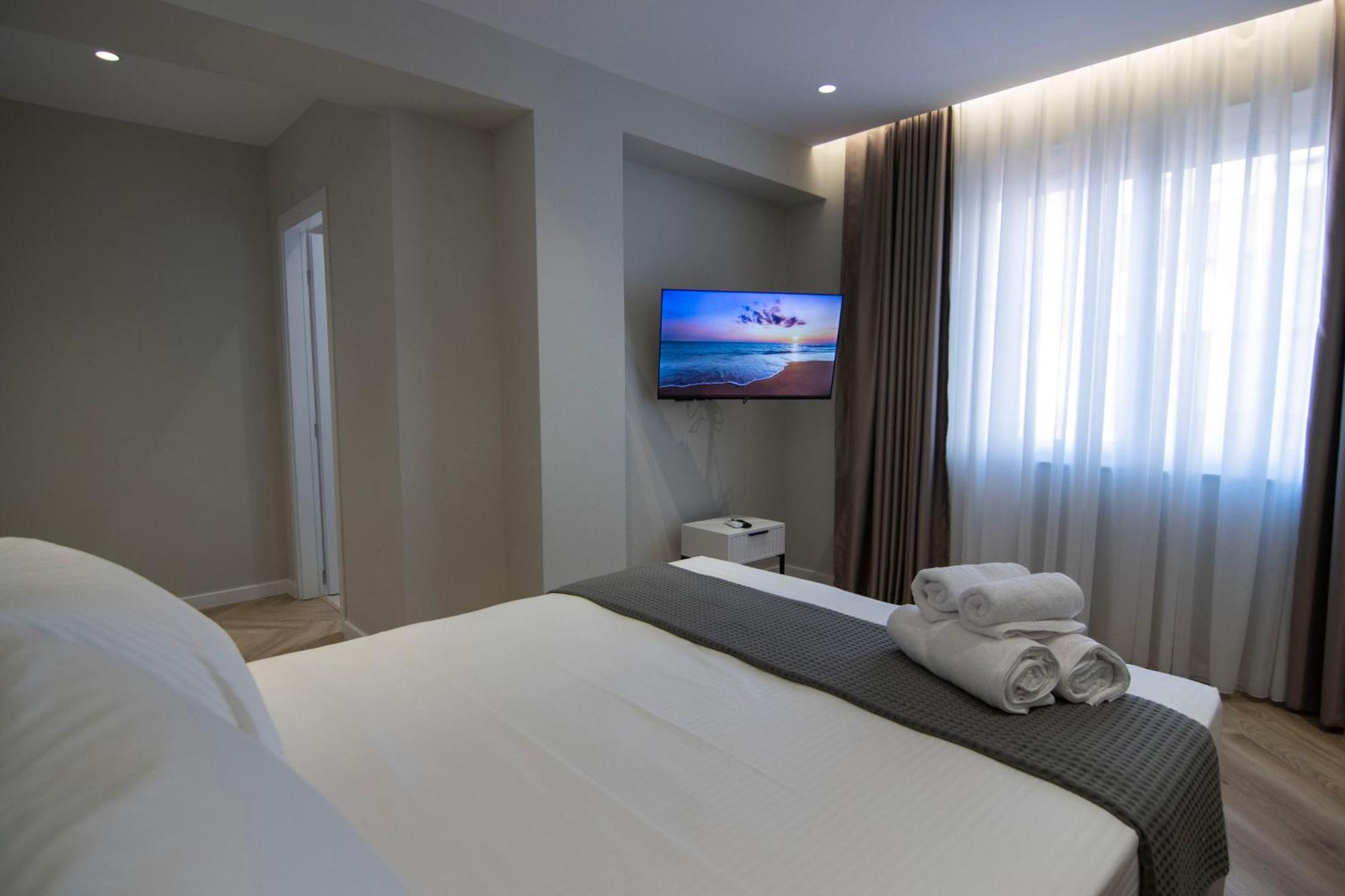 Mina Luxury Rooms Tirana Kültér fotó