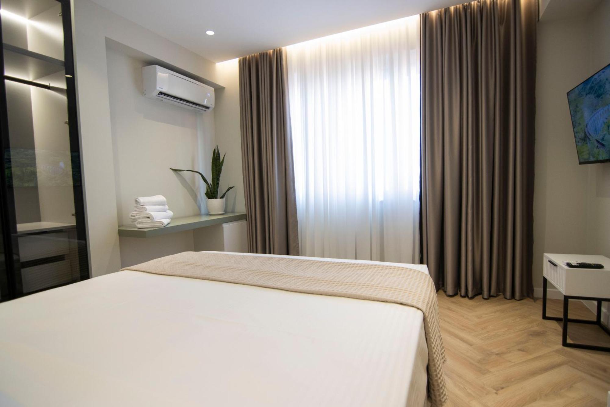Mina Luxury Rooms Tirana Kültér fotó