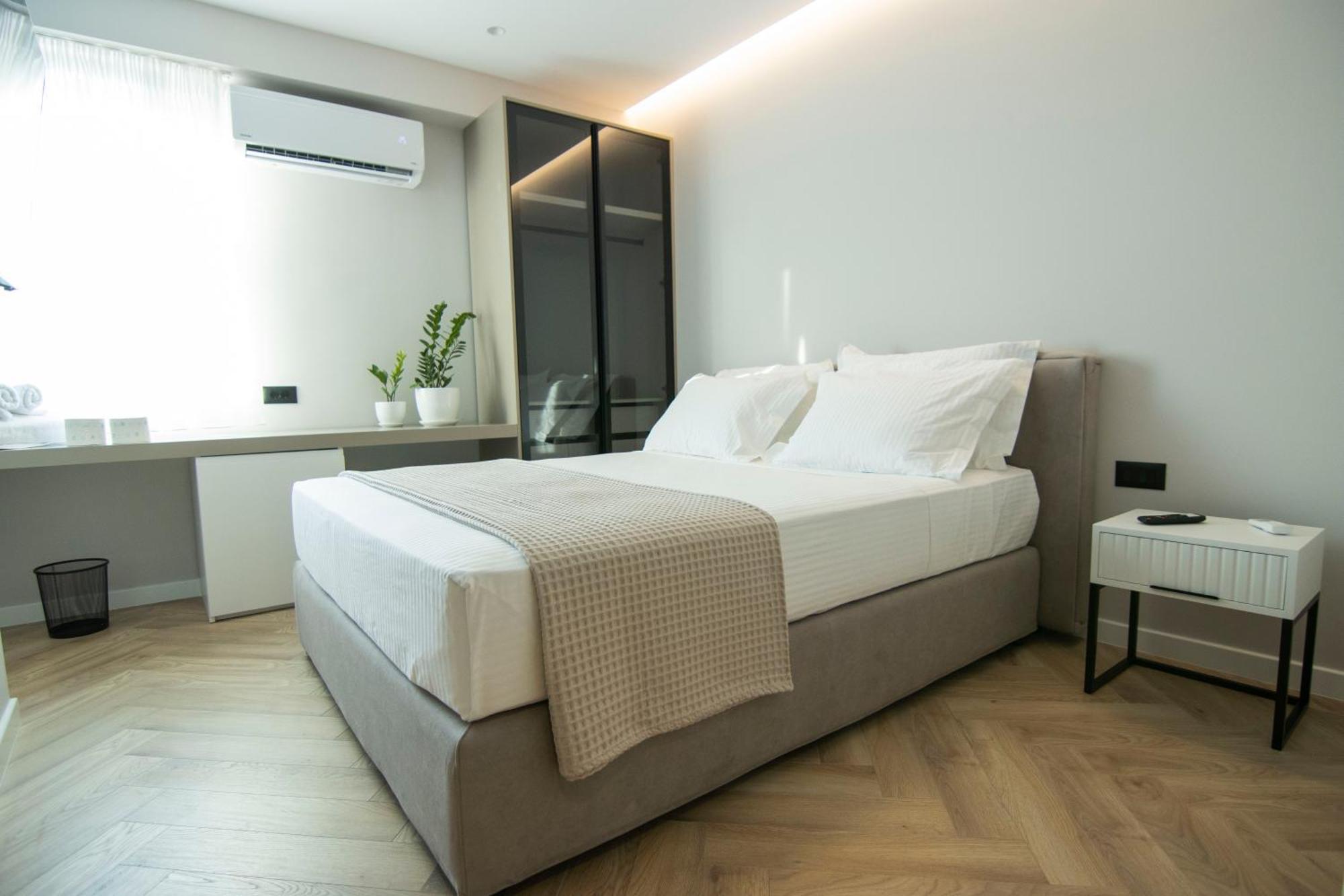 Mina Luxury Rooms Tirana Kültér fotó