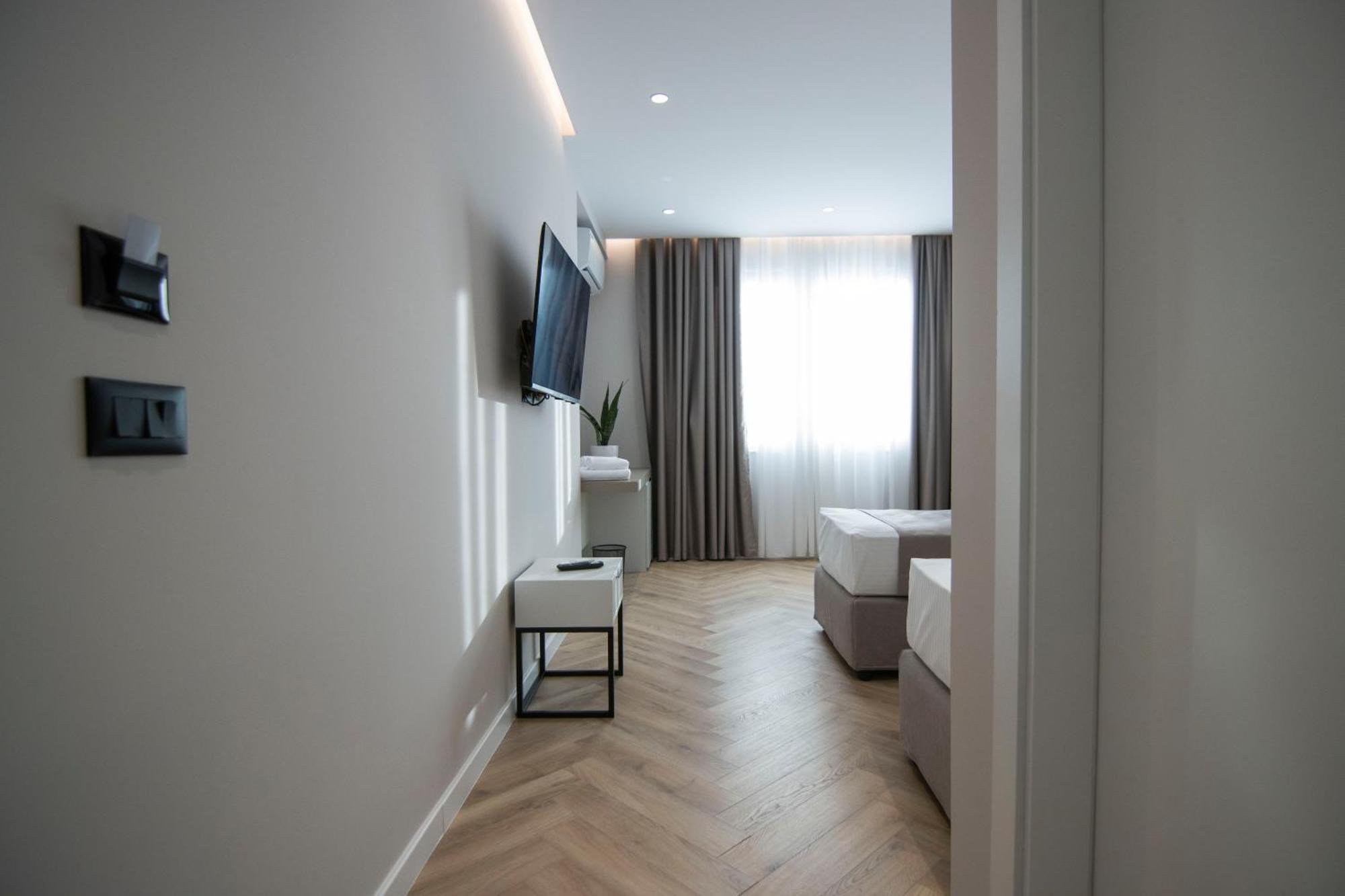 Mina Luxury Rooms Tirana Kültér fotó
