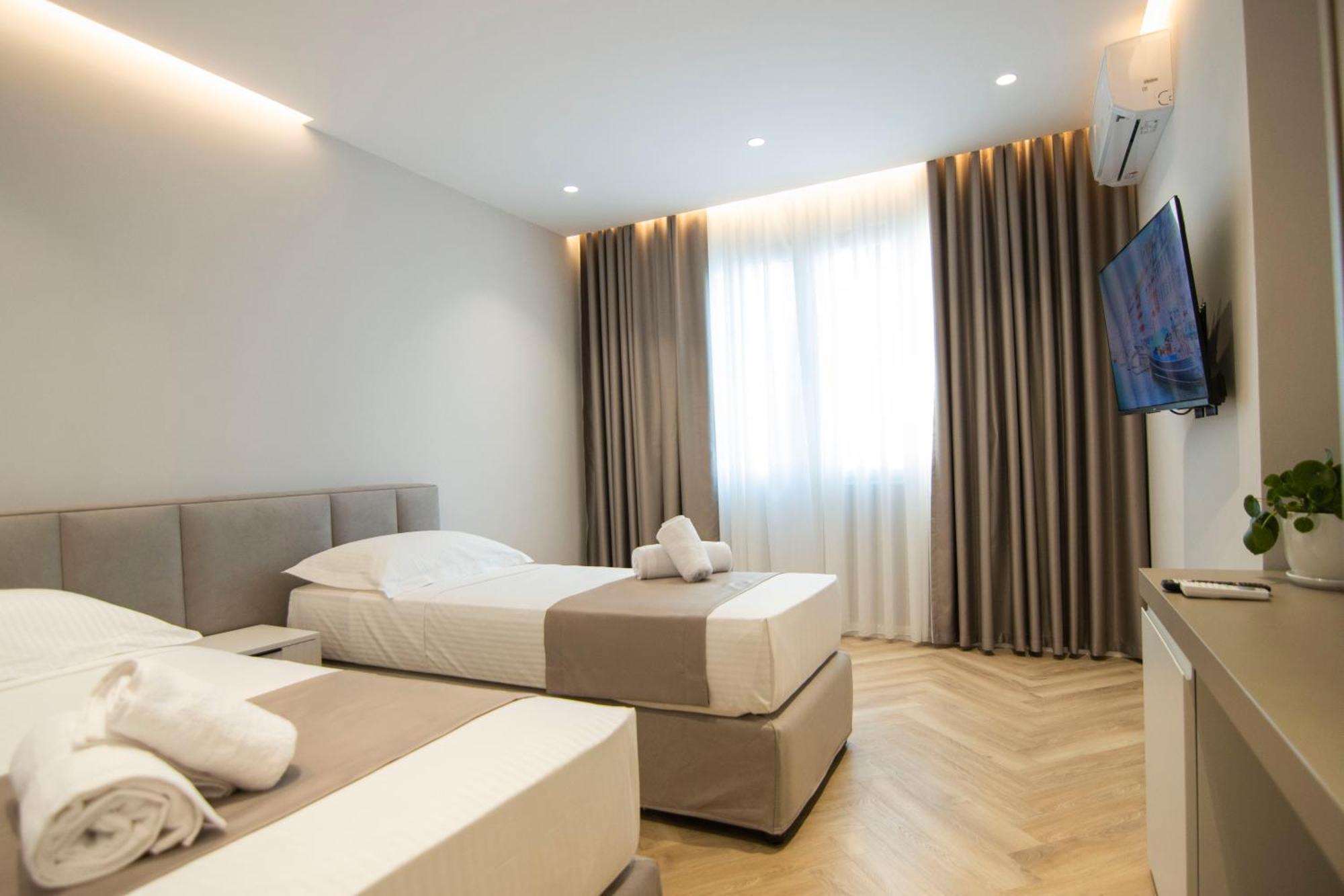 Mina Luxury Rooms Tirana Kültér fotó