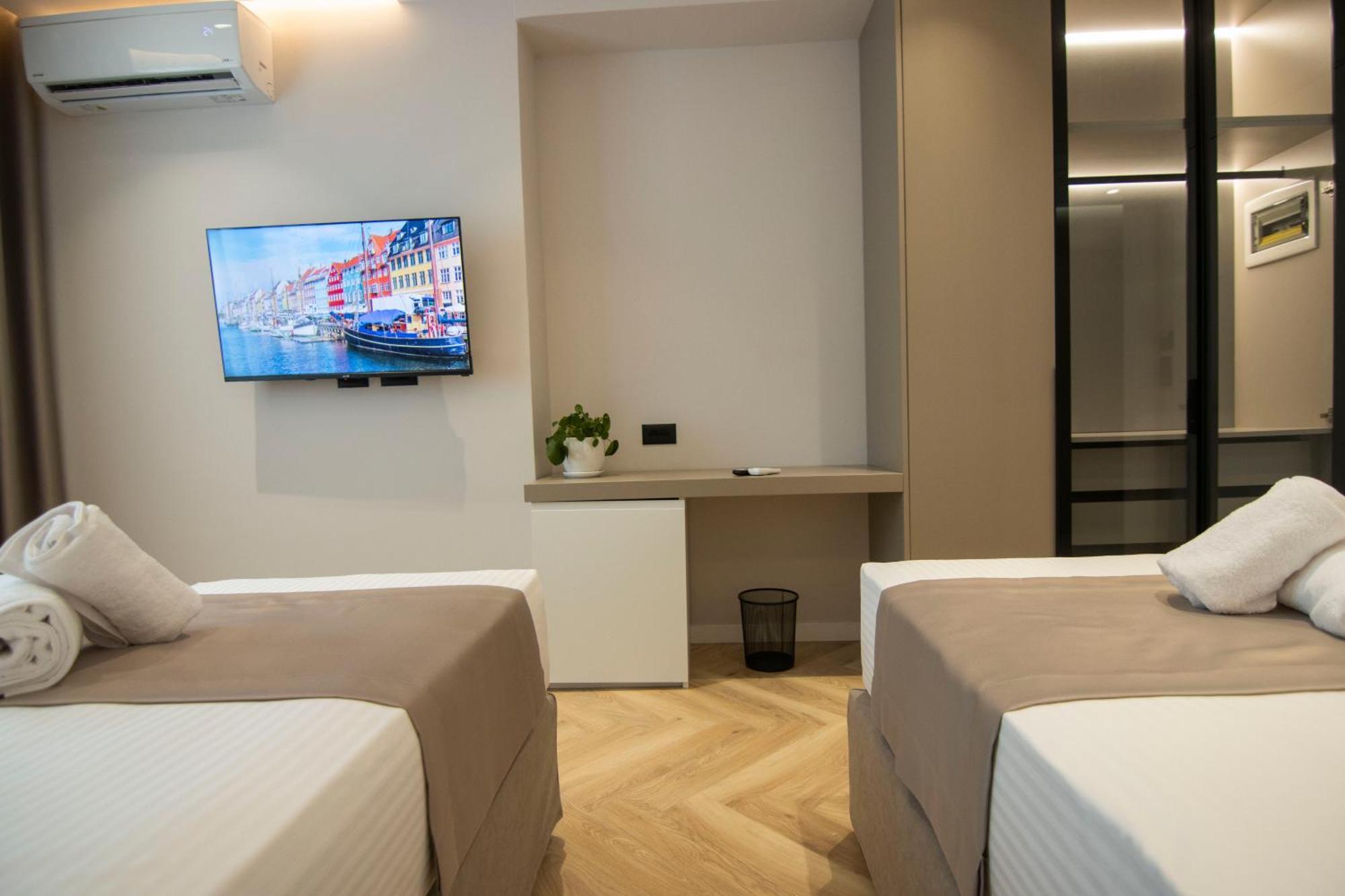 Mina Luxury Rooms Tirana Kültér fotó